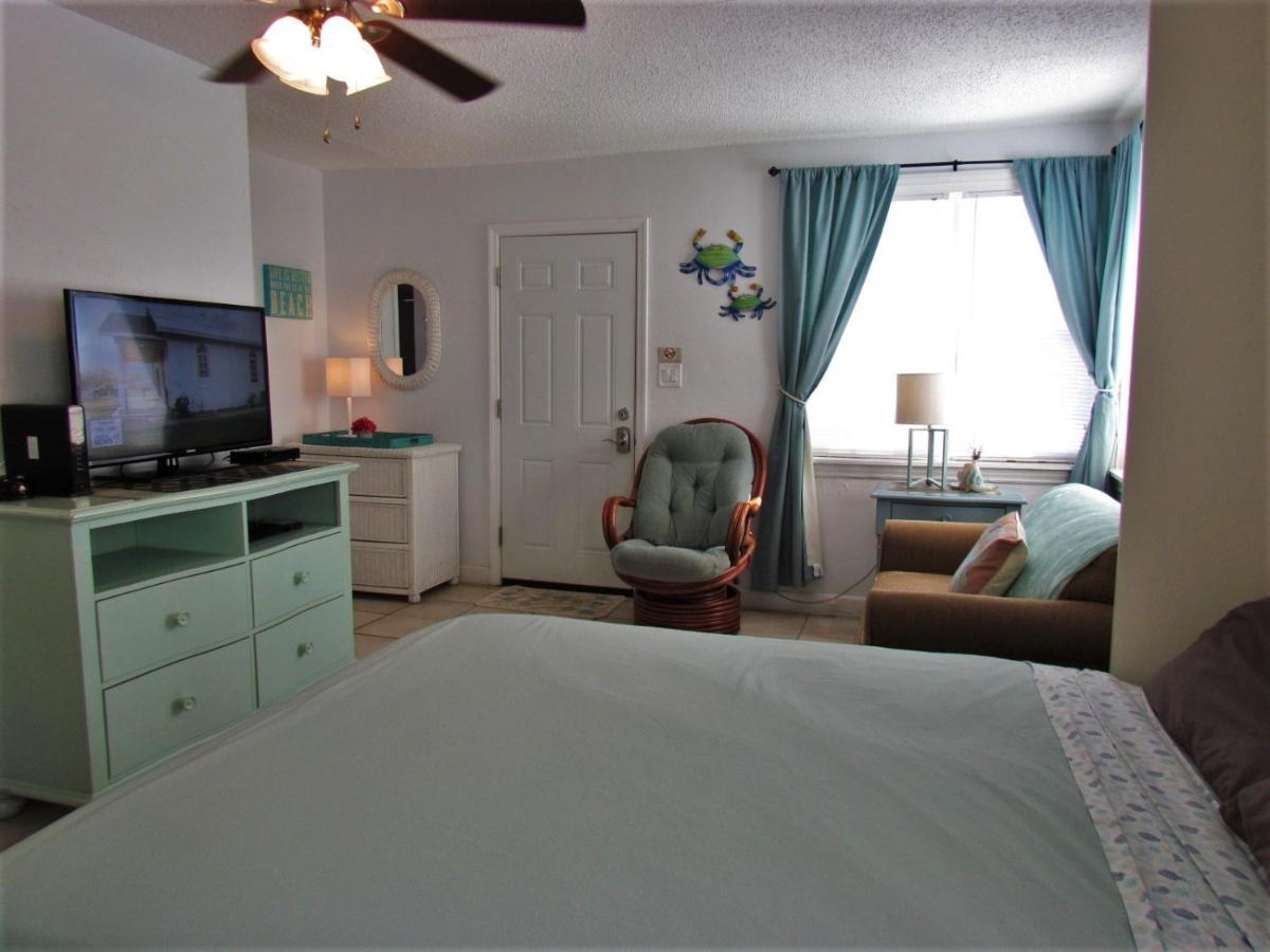 Gulf Gardens Cottage #3 Сейнт Пийт Бийч Екстериор снимка