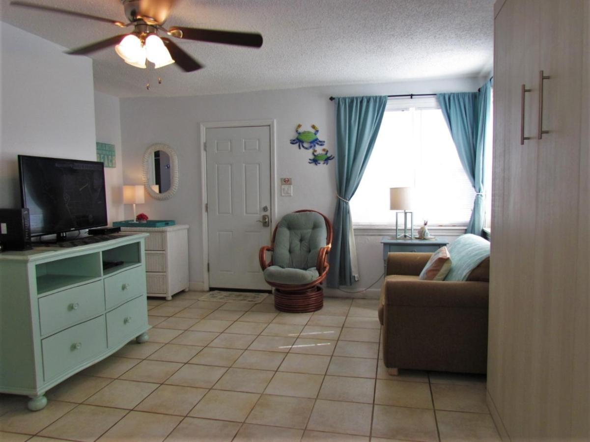 Gulf Gardens Cottage #3 Сейнт Пийт Бийч Екстериор снимка